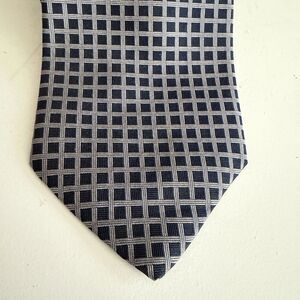 Brooks Brothers Tie Navy Blue Grid Check Silk Made In USA 61.5” X 3.75”